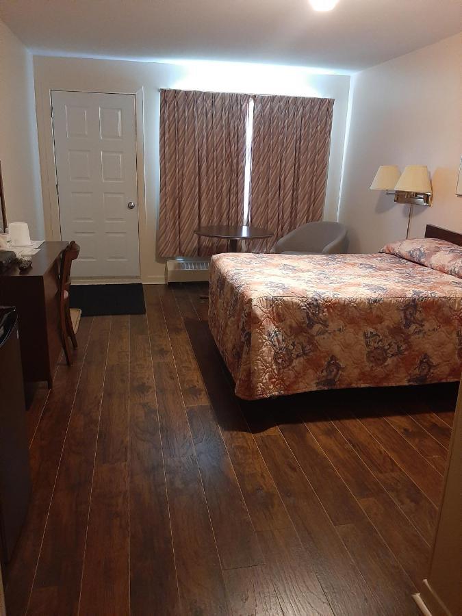 Motel Vaudreuil Kültér fotó